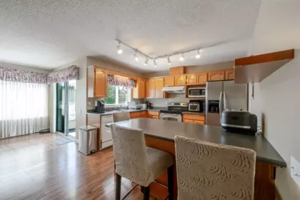 Breakfast Nook Photo of 4 3051 Crossley Drive, Abbotsford, BC