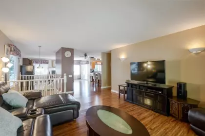 Kitchen Photo of 4 3051 Crossley Drive, Abbotsford, BC