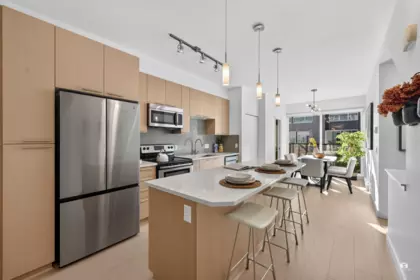 Kitchen Photo of 148 2228 162 Street, Surrey, BC