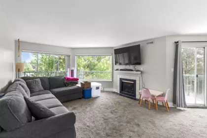 Dining Area Photo of 205 1755 Salton Road, Abbotsford, BC
