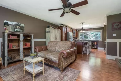 Breakfast Nook Photo of 34257 Woodbine Crescent, Abbotsford, BC