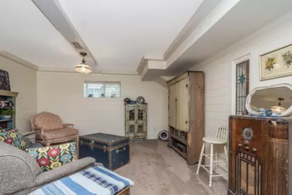 Hallway Photo of 34257 Woodbine Crescent, Abbotsford, BC