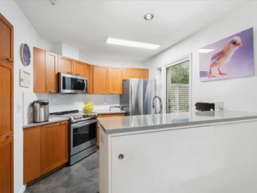 Breakfast Nook Photo of 101 685 W 7th Avenue, Vancouver, BC