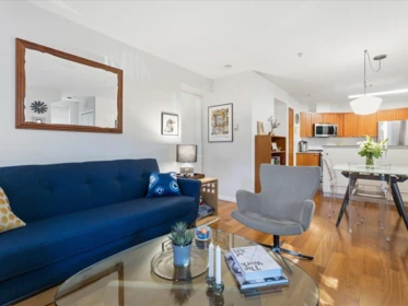 Family Room Photo of 101 685 W 7th Avenue, Vancouver, BC