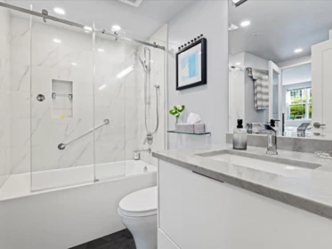 Guest Bathroom Photo of 101 685 W 7th Avenue, Vancouver, BC