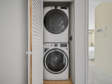 Front Yard Photo of 186 3105 Dayanee Springs Boulevard, Coquitlam, BC