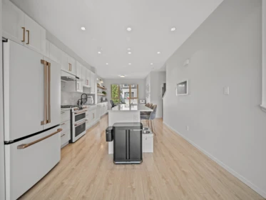 Pantry Photo of 186 3105 Dayanee Springs Boulevard, Coquitlam, BC