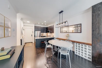 319 119 W 22nd Street, North Vancouver, BC, North Vancouver — Apartment/Condo for sale