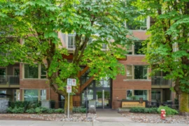 319 119 W 22nd Street, North Vancouver, BC