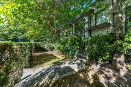 Exterior Rear Photo of TH6 4182 Dawson Street, Burnaby, BC