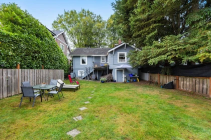 Kitchen Photo of 3883 W 20th Avenue, Vancouver, BC