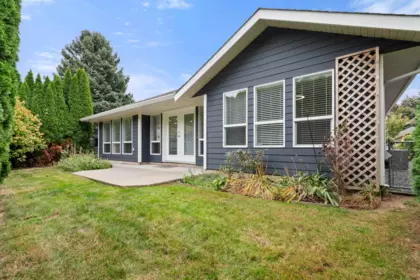 Garage Interior Photo of 18 7291 Morrow Road, Agassiz, BC