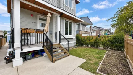 4985 Moss Street, Vancouver, BC, Vancouver — Half Duplex for sale