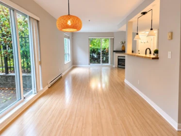 Kitchen Island Photo of 9 288 St. Davids Avenue, North Vancouver, BC