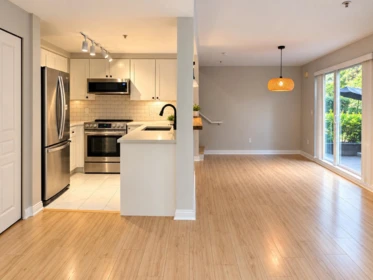 Living Room Photo of 9 288 St. Davids Avenue, North Vancouver, BC