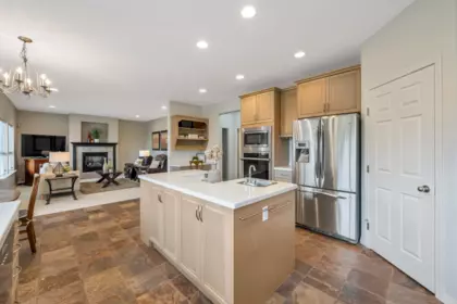 Primary Bathroom Photo of 21679 52 Avenue, Langley, BC