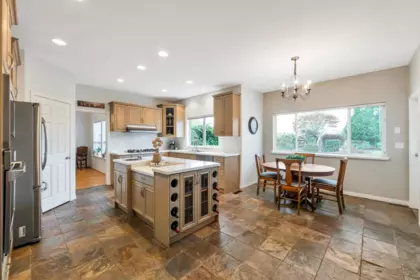 Primary Bedroom Photo of 21679 52 Avenue, Langley, BC