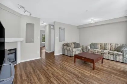 70 20760 Duncan Way, Langley, BC, Langley — Townhouse for sale