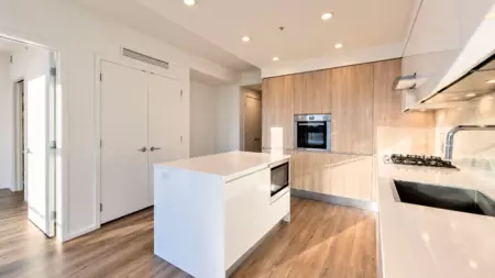 1805 3888 Evergreen Place, Burnaby, BC, Burnaby — Apartment/Condo for sale