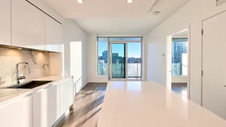 1805 3888 Evergreen Place, Burnaby, BC, Burnaby — Apartment/Condo for sale