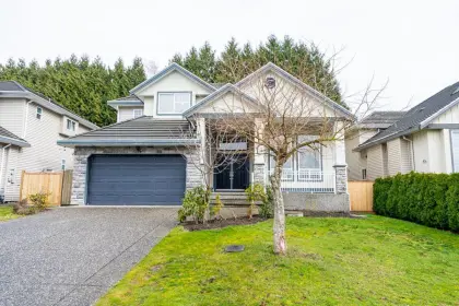 14199 90 Avenue, Surrey, BC, Surrey — Single Family Residence for sale