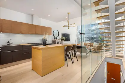 3460 Porter Street, Vancouver, BC, Vancouver — Townhouse for sale