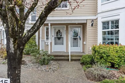 206 9540 Cook Street, Chilliwack, BC, Chilliwack — Townhouse for sale