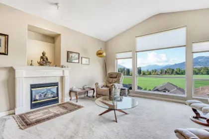 42 47470 Chartwell Drive, Chilliwack, BC, Chilliwack — Single Family Residence for sale