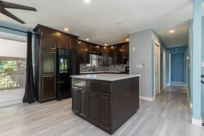 3417 Juniper Crescent, Abbotsford, BC, Abbotsford — Single Family Residence for sale