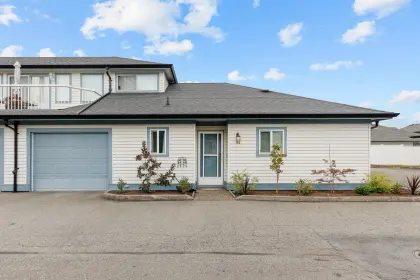 104 9296 Hazel Street, Chilliwack, BC, Chilliwack — Townhouse for sale