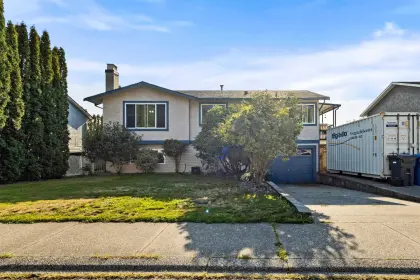 3055 Mccrae Street, Abbotsford, BC, Abbotsford — Single Family Residence for sale