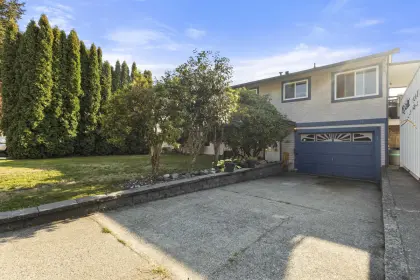 3055 Mccrae Street, Abbotsford, BC, Abbotsford — Single Family Residence for sale