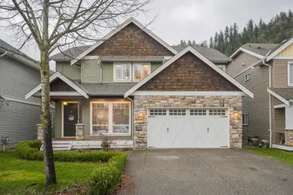 6052 Rexford Drive, Chilliwack, BC, Chilliwack — Single Family Residence for sale