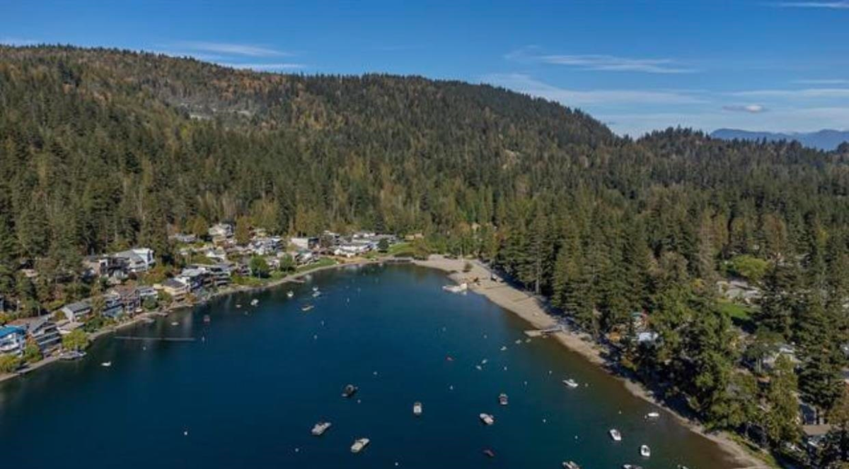 Bedroom 4 Photo of 45981 Linzey Road, Cultus Lake, BC