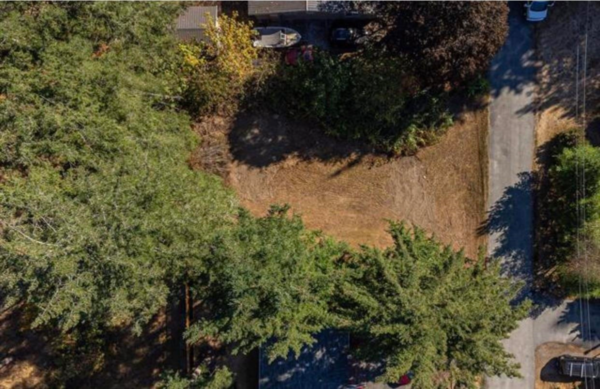 Family Room Photo of 45981 Linzey Road, Cultus Lake, BC