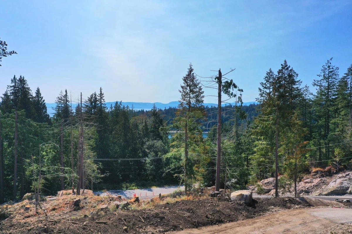 Exterior Front Photo of LOT 2 Redrooffs Road, Halfmoon Bay, BC