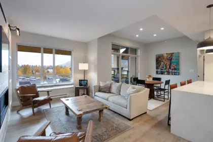 609 1211 Village Green Way, Squamish, BC, Squamish — Apartment/Condo for sale