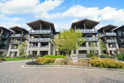 302 5099 Springs Boulevard, Delta, BC, Delta — Apartment/Condo for sale