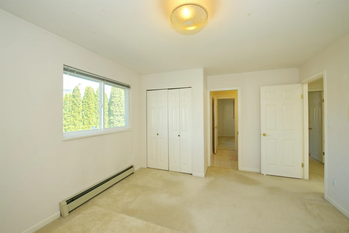 Entry Foyer Photo of 5609 Wilson Court, Richmond, BC