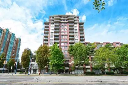 1702 5933 Cooney Road, Richmond, BC, West Cambie — 4 bed apartment/condo for sale