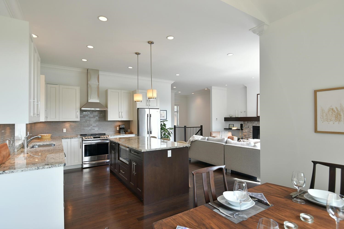 Dining Area Photo of 39 4622 Sinclair Bay Road, Garden Bay, BC