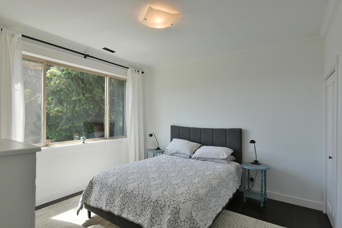 Hallway Photo of 39 4622 Sinclair Bay Road, Garden Bay, BC