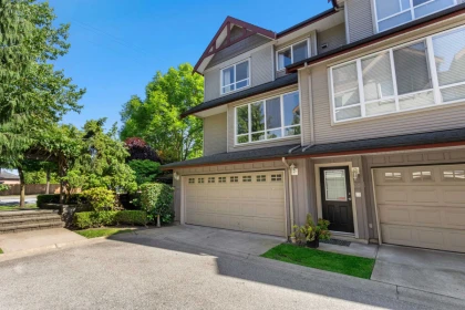 21 16772 61 Avenue, Surrey, BC, Surrey — Townhouse for sale