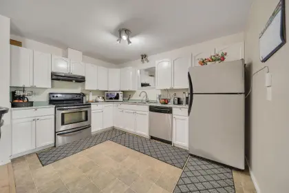202 46777 Yale Road, Chilliwack, BC, Chilliwack — Apartment/Condo for sale
