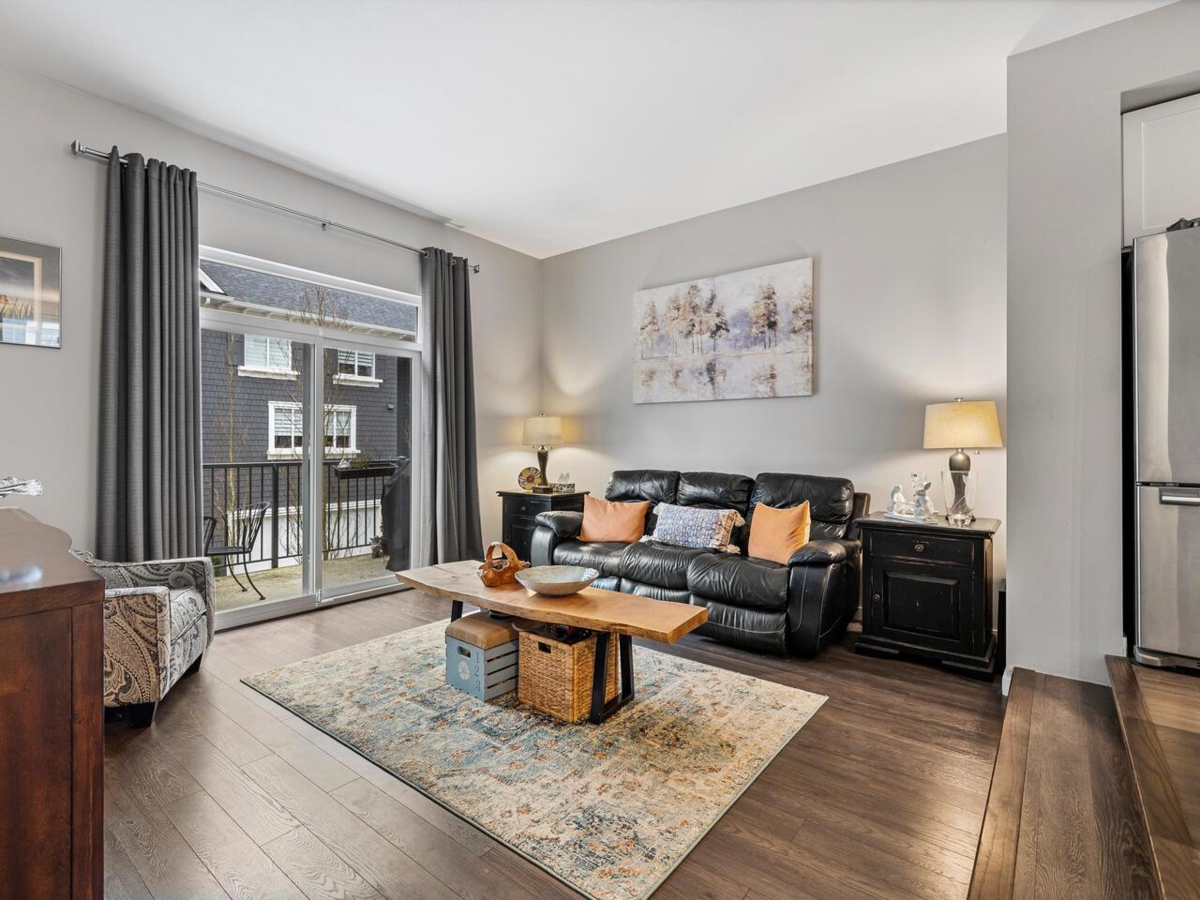 Dining Area Photo of 16 277 171 Street, Surrey, BC