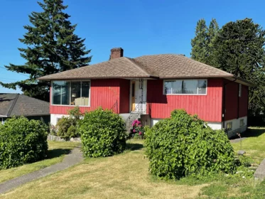 8255 Royal Oak Avenue, Burnaby, BC, Burnaby — Single Family Residence for sale