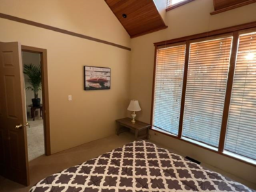 Office / Den Photo of 10500 125a Street, Surrey, BC