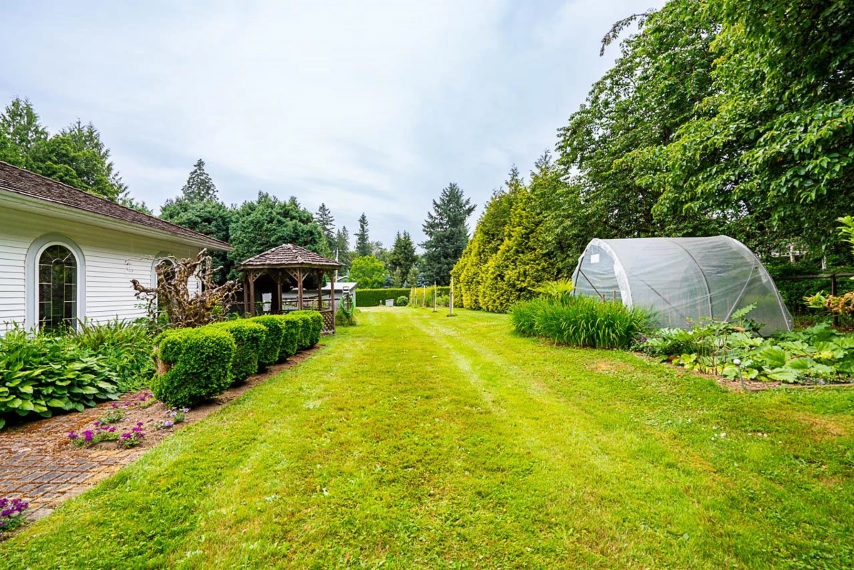 Backyard Photo of 6260 240 Street, Langley, BC