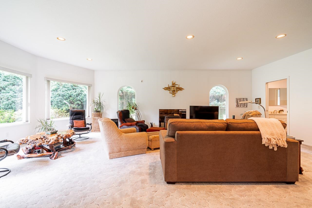 Kitchen Photo of 6260 240 Street, Langley, BC