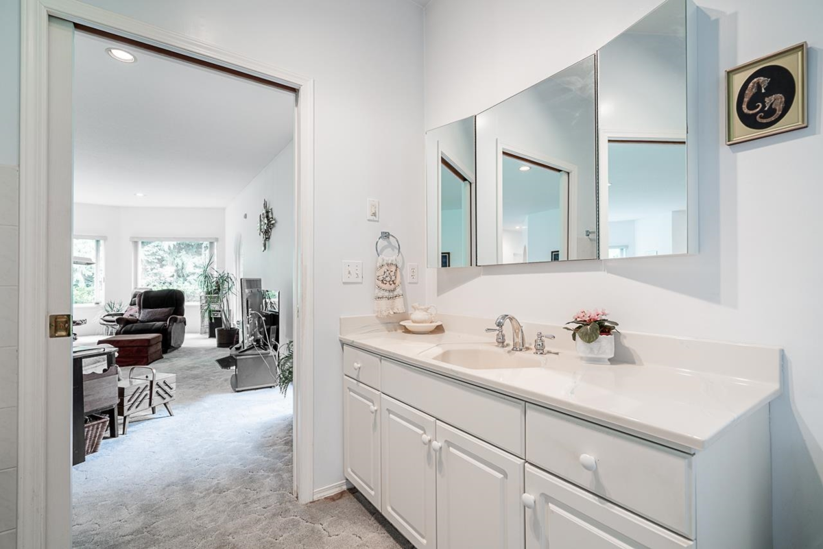 Loft / Bonus Room Photo of 6260 240 Street, Langley, BC